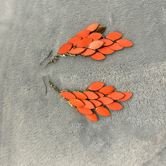 💗Orange Leaf Dangle Earrings - Picture 1 of 1